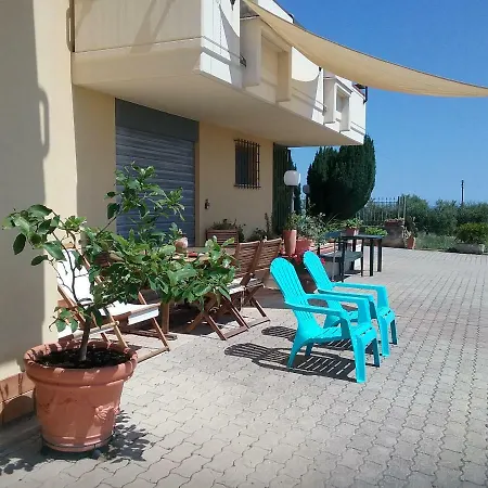 Nocleg ze śniadaniem Vecchio Ulivo Grottammare